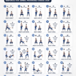 Femme effectuant des squats avec kettlebell dans un parc.