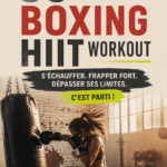 Femme s'entraînant avec des gants de boxe lors d'un HIIT de 30 minutes