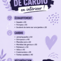 Femme en train de faire un entraînement cardio à la maison, dynamique et souriante.