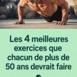 Une femme de plus de 50 ans effectuant des exercices de fitness à la maison.