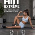 Femme en train de réaliser un entraînement HIIT à la maison sans équipement.