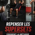 Femme s'entraînant avec la méthode 6-12-25 au gymnase, corps tonique et dynamique.